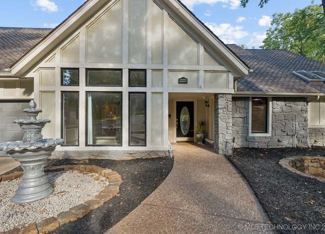 Property at 9906 S Louisville Ave, Tulsa, OK 74137, 4 beds, 3.5 baths