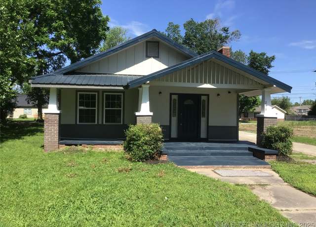 Property at 218 N Vann St, Pryor, OK 74361, 3 beds, 1 bath