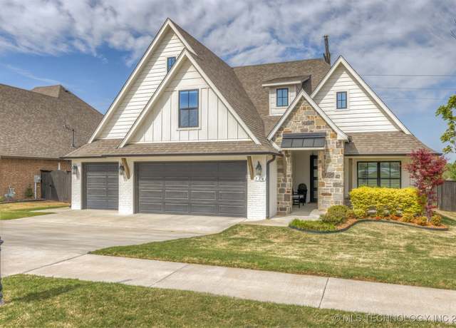 Property at 714 N 86th St, Broken Arrow, OK 74014, 4 beds, 3.5 baths