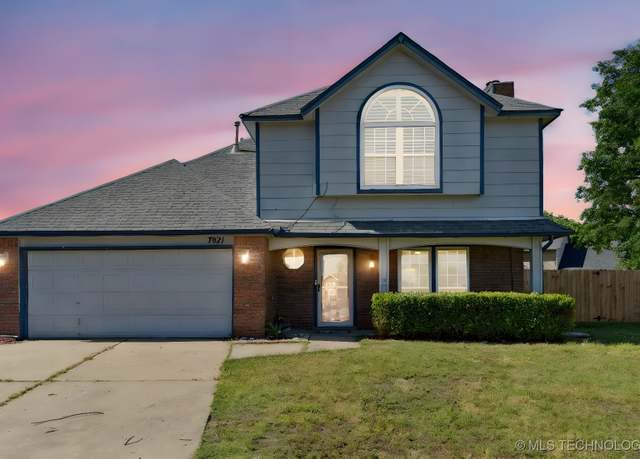 Property at 7821 N 130th East Ct, Owasso, OK 74055, 4 beds, 2.5 baths