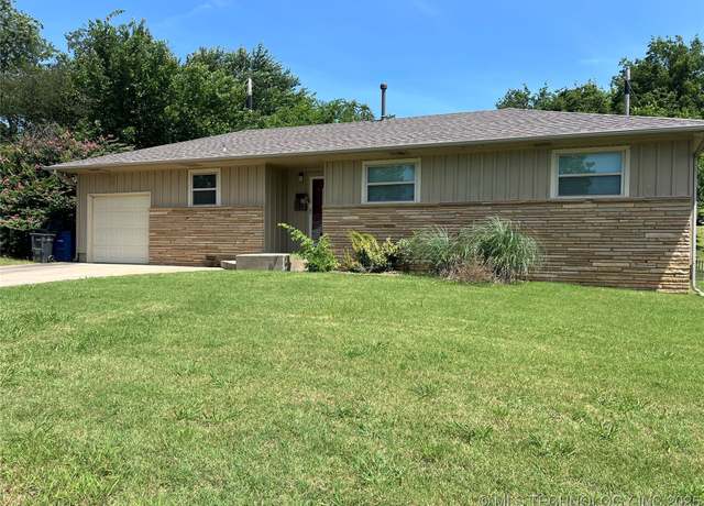 Property at 5917 E 26th Pl, Tulsa, OK 74114, 3 beds, 1.5 baths