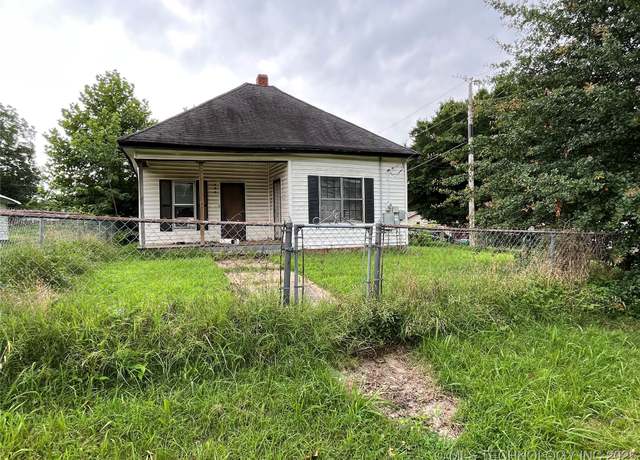 Property at 402 NE E St E, Stigler, OK 74462