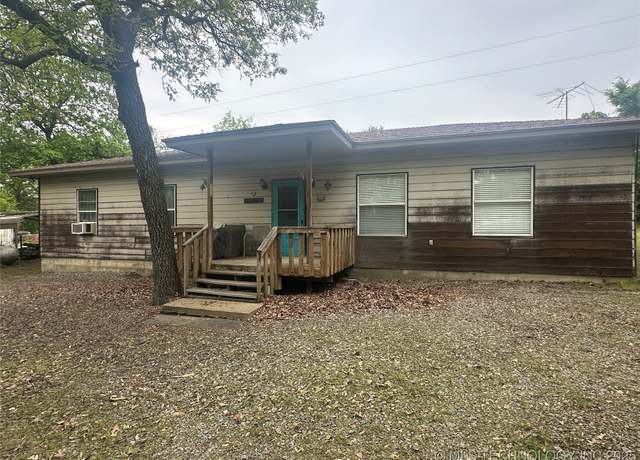 Property at 124 Birch St, Stigler, OK 74462, 2 beds, 2 baths