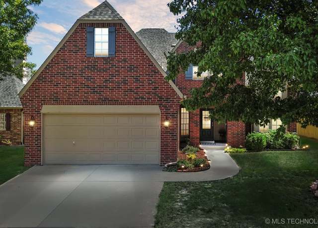 Property at 4223 S Redwood Pl, Broken Arrow, OK 74012, 4 beds, 2.5 baths