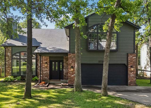 Property at 3725 S 71st West Ave, Tulsa, OK 74107, 3 beds, 2.5 baths