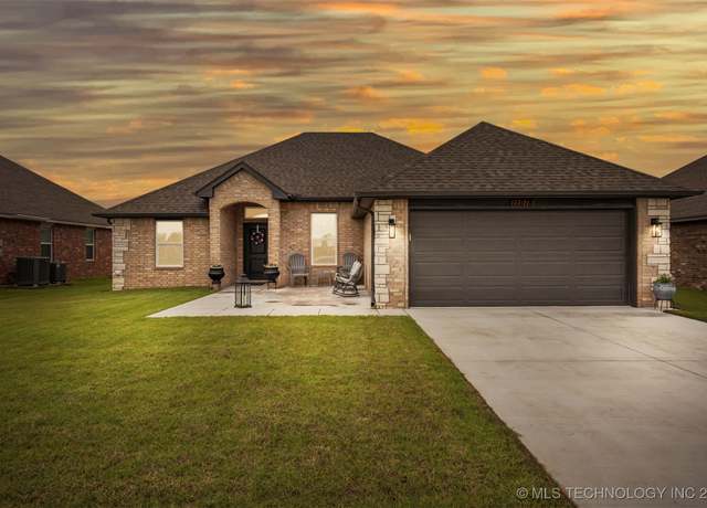 Property at 11018 S 276th EastAvenue, Coweta, OK 74429, 3 beds, 2 baths