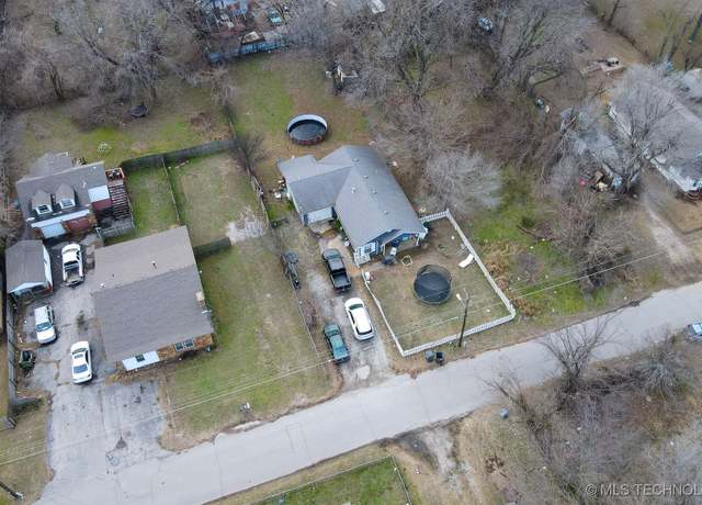 Property at 819 Katy St, Sand Springs, OK 74063, 2 beds, 1 bath