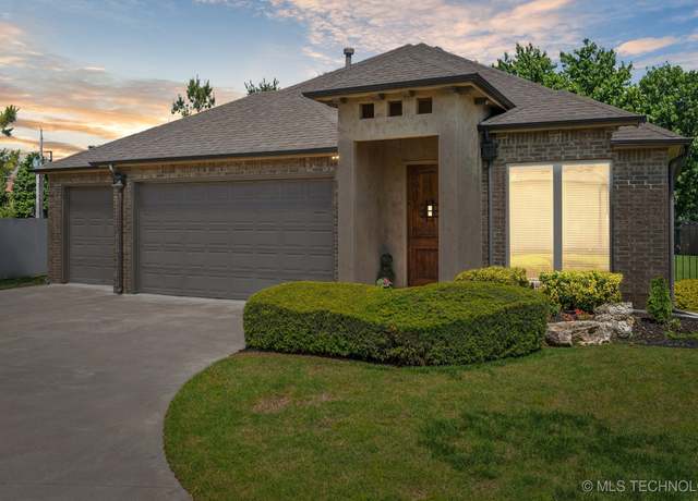Property at 10235 S 96th EastPlace, Tulsa, OK 74133, 3 beds, 3 baths