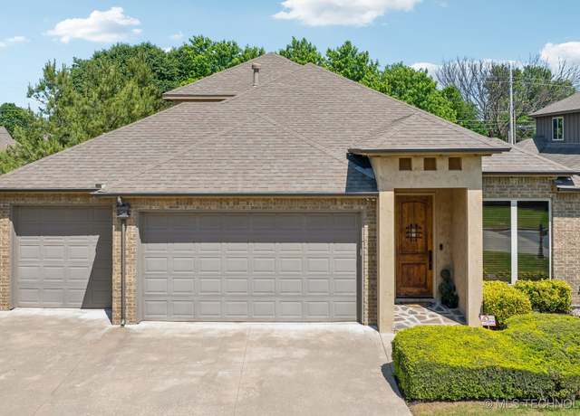 Property at 10235 S 96th EastPlace, Tulsa, OK 74133, 3 beds, 3 baths