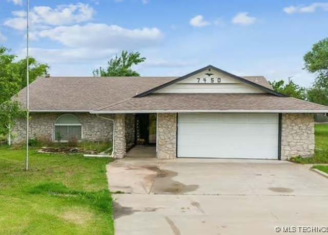Property at 7450 N 117th East Ave, Owasso, OK 74055, 3 beds, 2 baths