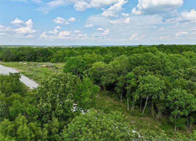 Property at 033 E Buffalo Springs Ct, Sulphur, OK 73086