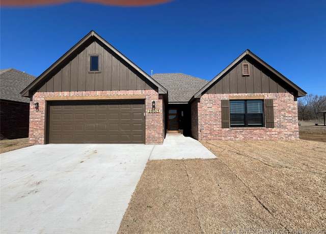 Property at 28015 E 107th St, Coweta, OK 74429, 3 beds, 2 baths