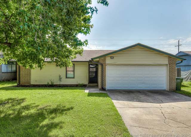 Property at 3213 S 217th EastAvenue, Broken Arrow, OK 74014, 3 beds, 2 baths