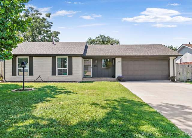 Property at 11540 E 7th Pl, Tulsa, OK 74128, 3 beds, 1.5 baths