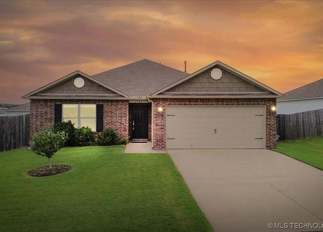Property at 3729 S 150th EastAvenue, Tulsa, OK 74134, 3 beds, 2 baths