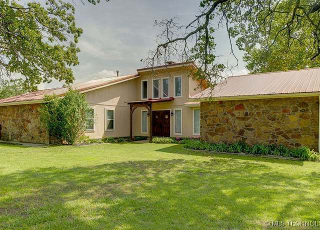 Property at 20700 E 420 Rd, Claremore, OK 74017, 3 beds, 2 baths