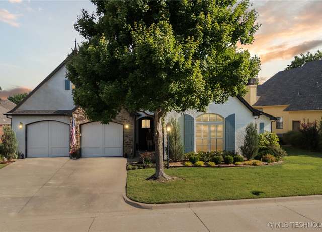 Property at 7832 E Galveston St, Broken Arrow, OK 74014, 3 beds, 2.5 baths
