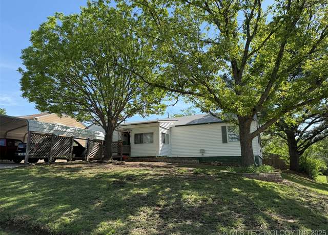 Property at 519 S 73rd EastAvenue, Tulsa, OK 74112, 3 beds, 2 baths