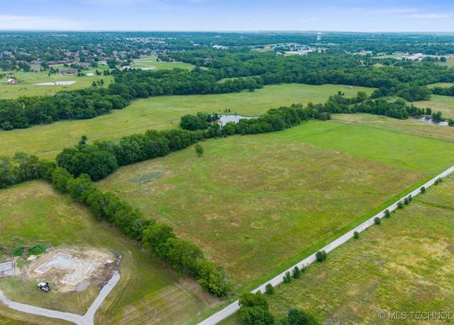 Property at 0002 Silver Lake Rd, Bartlesville, OK 74006