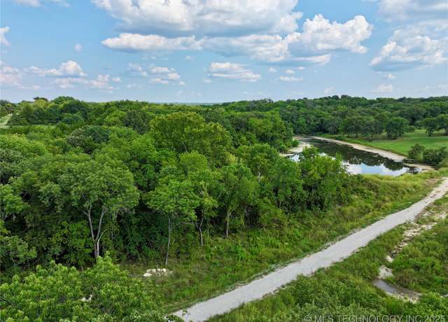 Property at 034 E Buffalo Springs Ct, Sulphur, OK 73086