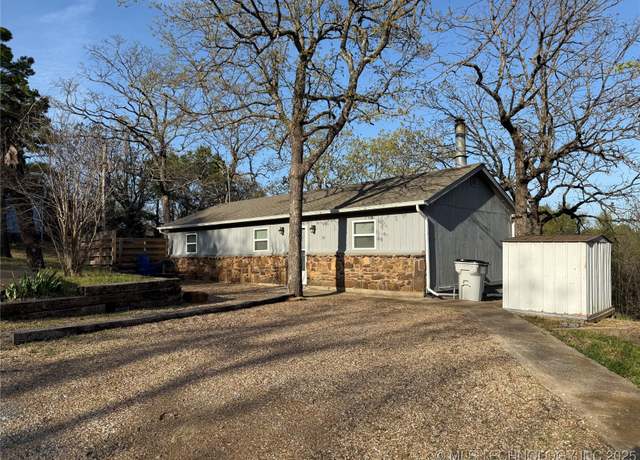 Property at 30 Persimmon Ln, Eufaula, OK 74425, 2 beds, 2 baths