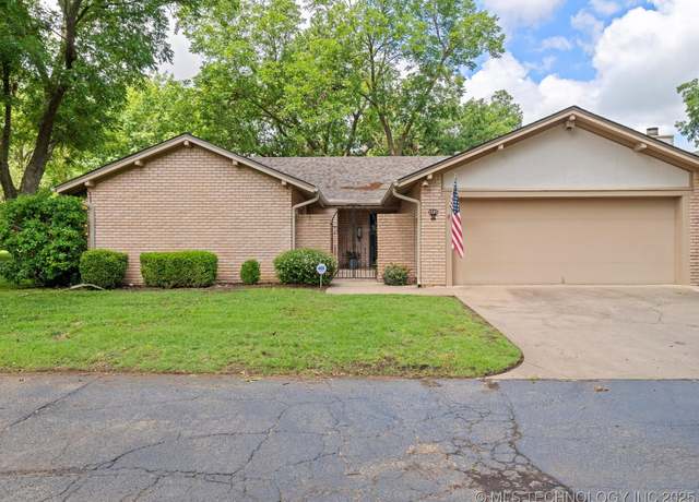 Property at 1525 Pecan Pl, Bartlesville, OK 74003, 2 beds, 2 baths