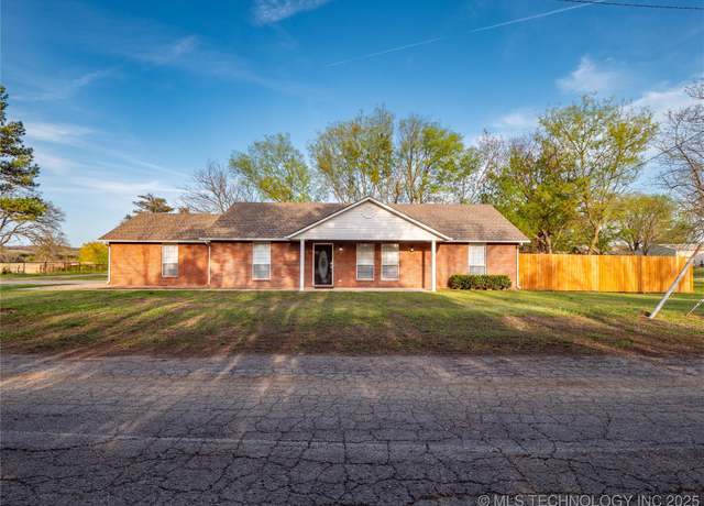 Property at 3404 N Birch, Mcalester, OK 74501, 3 beds, 2 baths