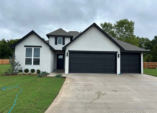Property at 13105 S 105th EastAvenue, Bixby, OK 74008, 3 beds, 2 baths