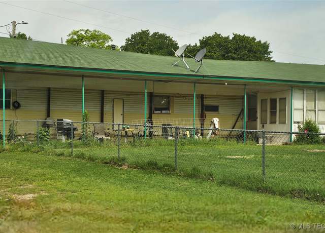 Property at 114400 Hickory Rd, Eufaula, OK 74432, 3 beds, 2 baths