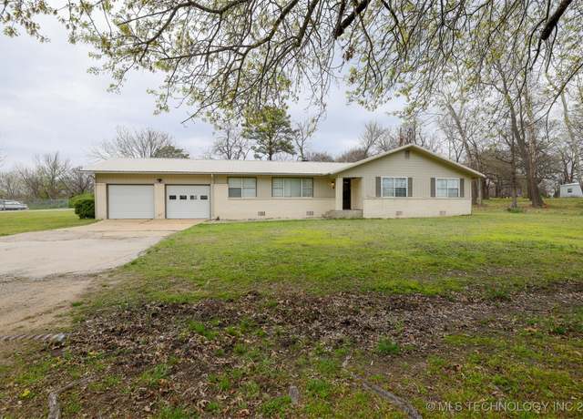 Property at 417717 E 1145 Rd, Eufaula, OK 74432, 3 beds, 2 baths
