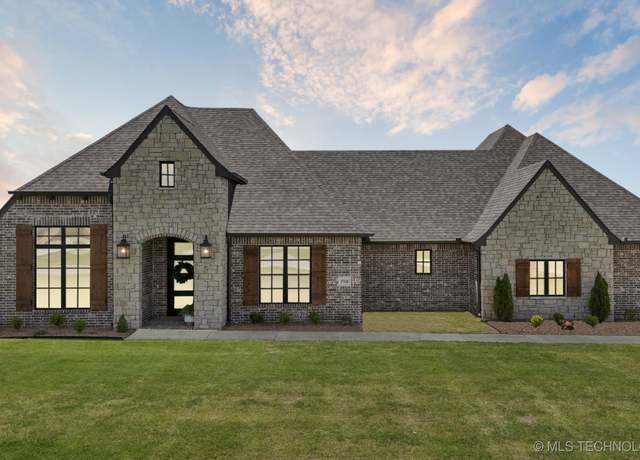 Property at 5768 S 256th Ave E, Broken Arrow, OK 74014, 4 beds, 2.5 baths