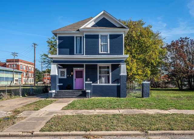 Property at 128 NW A St, Ardmore, OK 73401, 3 beds, 2.5 baths