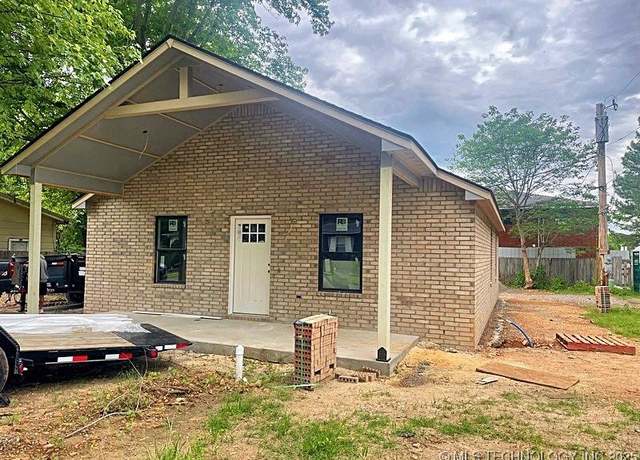 Property at 417 E Shawnee Ter, Tahlequah, OK 74464, 3 beds, 2 baths