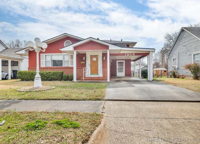 Property at 1309 W Elm, Durant, OK 74701, 4 beds, 2 baths