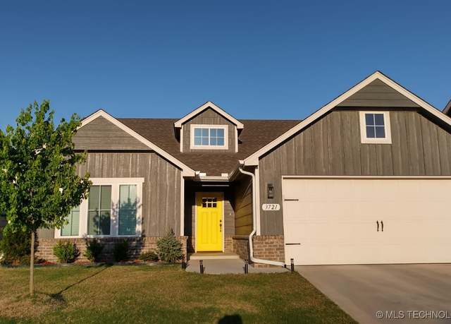 Property at 3721 N 39th St, Broken Arrow, OK 74014, 4 beds, 2 baths
