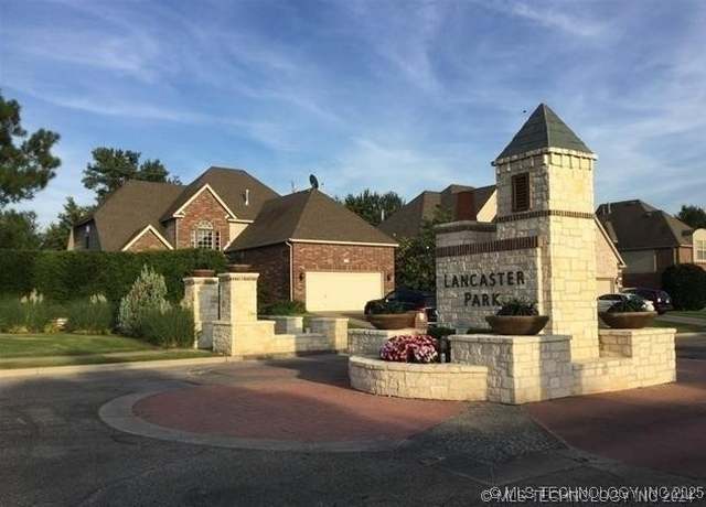 Property at 4208 W Freeport St, Broken Arrow, OK 74012, 4 beds, 2.5 baths