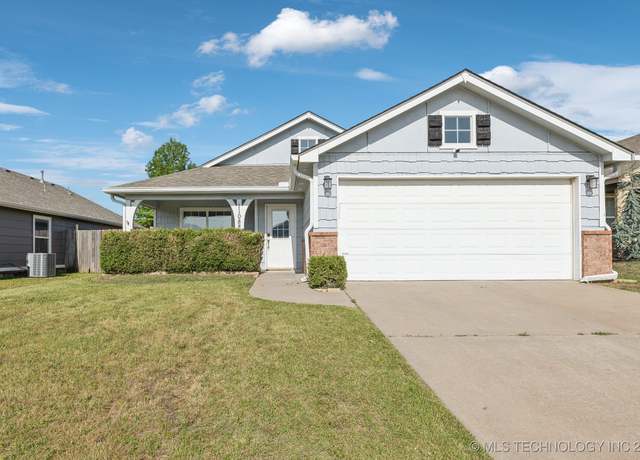 Property at 11088 N 116th EastAvenue, Owasso, OK 74055, 3 beds, 2 baths