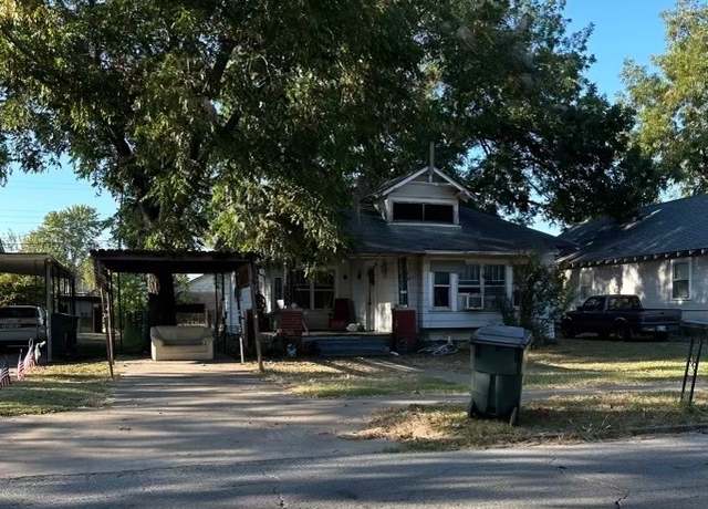 Property at 904 W 6th St, Okmulgee, OK 74447, 3 beds, 1 bath