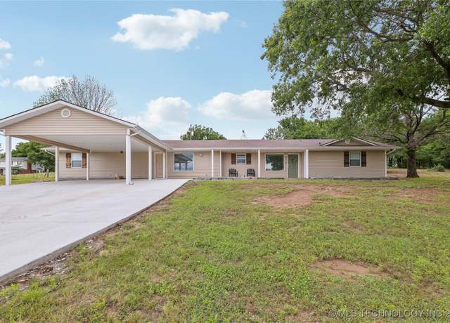 Property at 2540 E Davis Field Rd, Muskogee, OK 74403, 3 beds, 3 baths