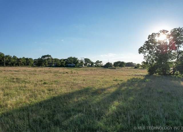 Property at 11 E 280 Rd, Grove, OK 74344