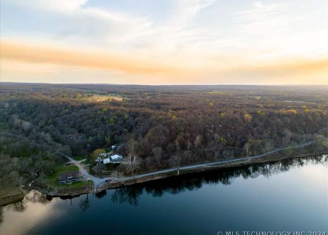 Property at 9207 N 447 Rd, Spavinaw, OK 74366, 2 beds, 2 baths