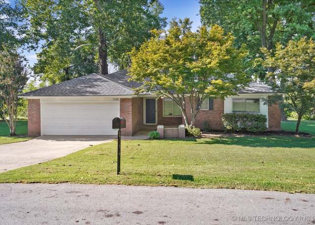 Property at 7700 E 118th St S, Bixby, OK 74008, 3 beds, 2 baths