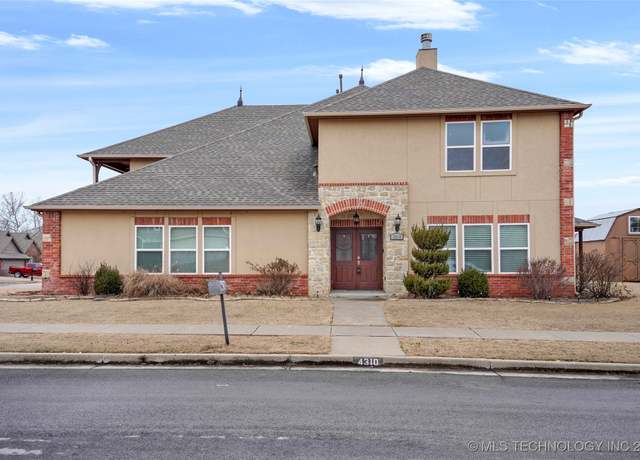 Property at 4310 S 134th EastPlace, Tulsa, OK 74134, 4 beds, 3.5 baths