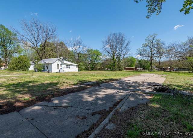 Property at 822 S Choctaw Ave, Bartlesville, OK 74003