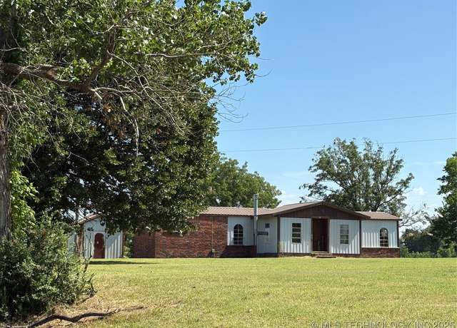 Property at 6414 E Eseco Rd, Cushing, OK 74023, 2 beds, 1 bath