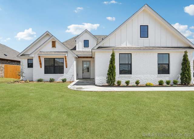 Property at 10725 S 279th EastAvenue, Coweta, OK 74429, 3 beds, 2 baths