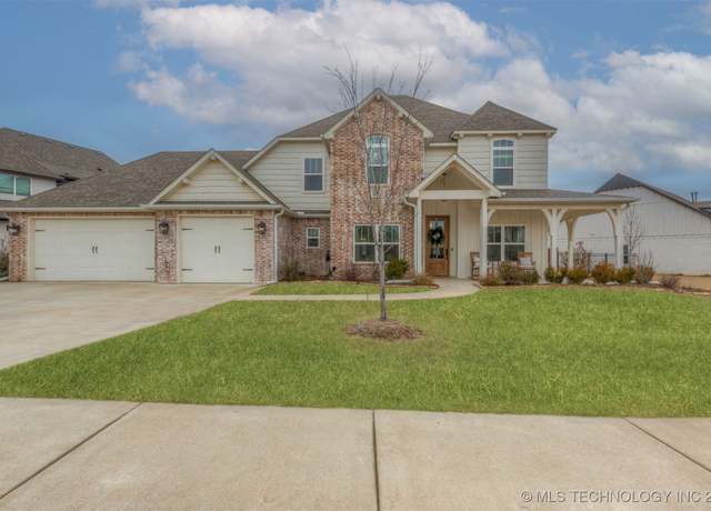 Property at 14299 S College Ave, Bixby, OK 74008, 3 beds, 3 baths
