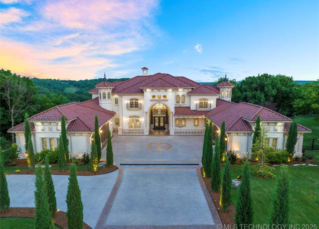 Property at 5879 N Eagle Summit Rd, Owasso, OK 74055, 4 beds, 5 baths