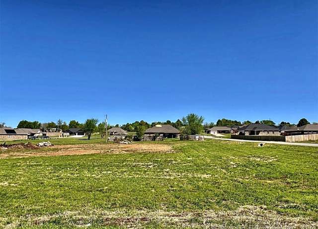 Property at 17540 W Tray Rd, Tahlequah, OK 74464