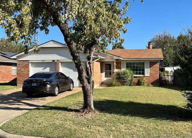 Property at 2917 SW 61st St, Oklahoma City, OK 73159, 3 beds, 1.5 baths